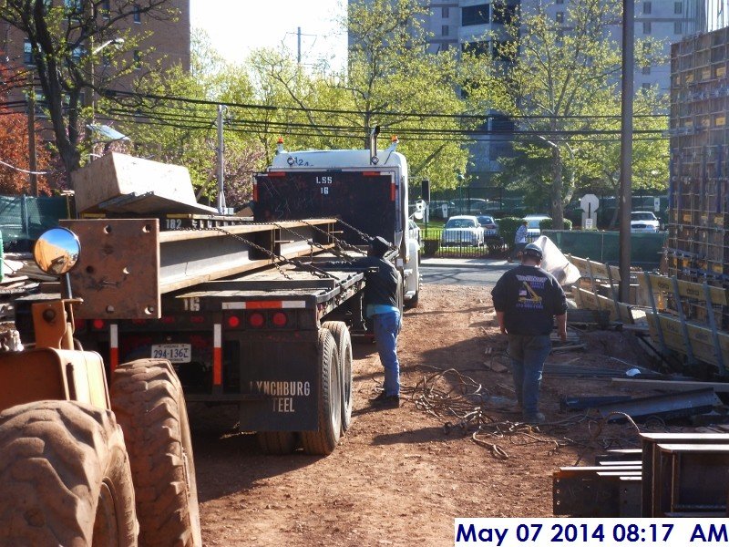 Steel Truck Load Facing East (800x600)